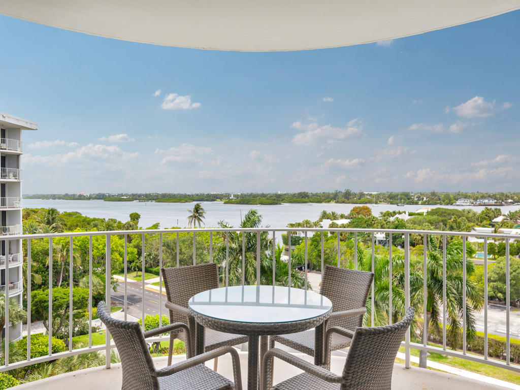 2295 S Ocean Boulevard 715