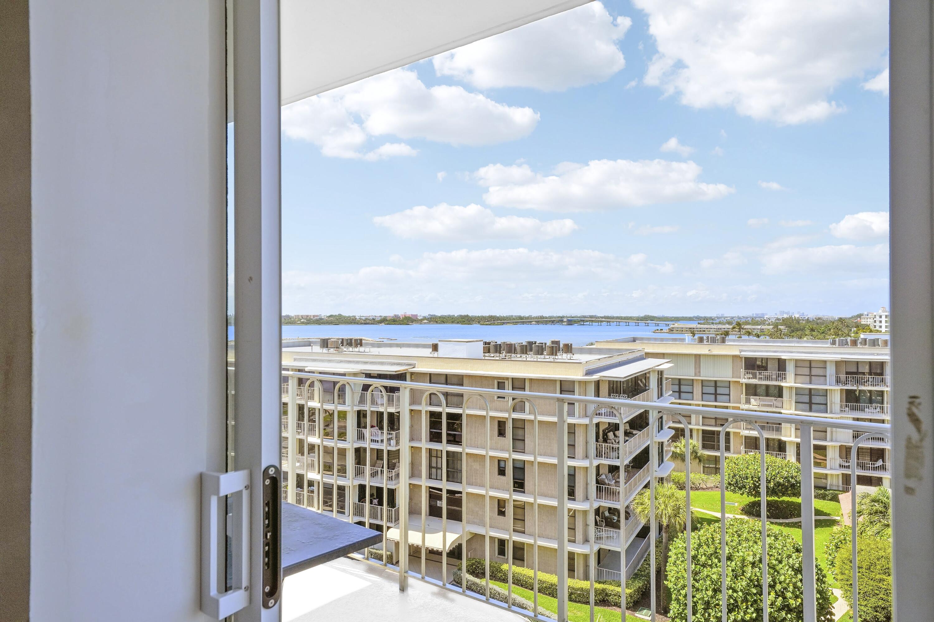 3230 S Ocean Boulevard D-607