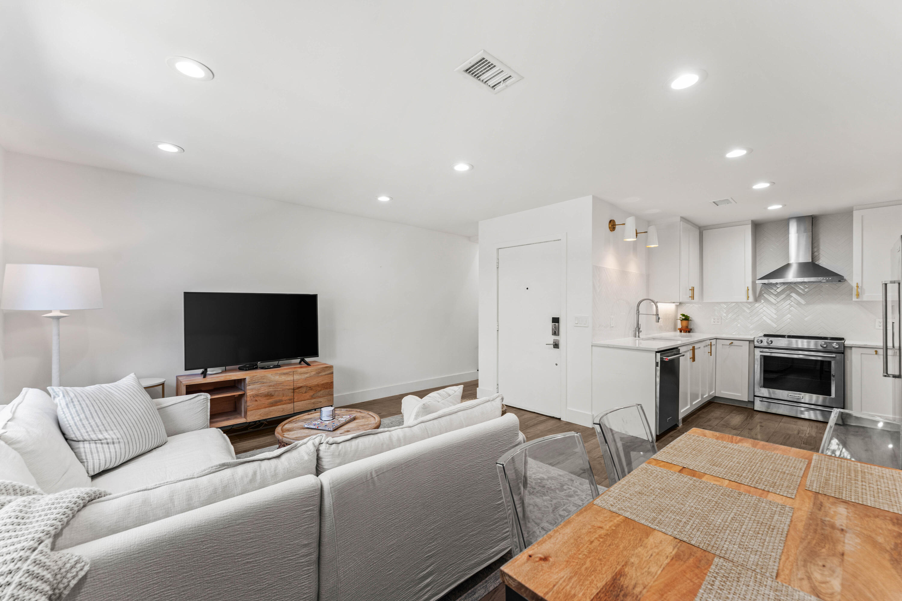 250 S Ocean Boulevard 279