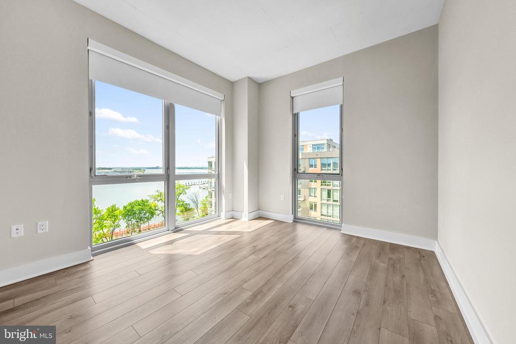 88 V STREET SW 808