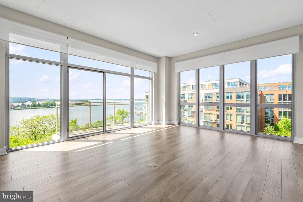 88 V STREET SW 808