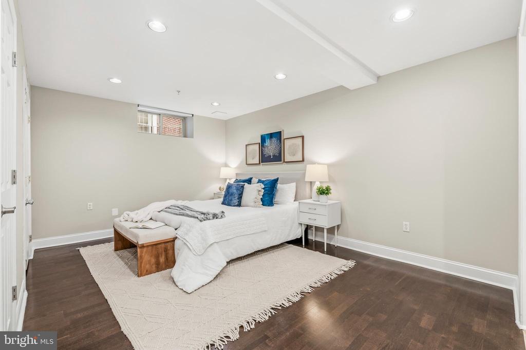 1321 EUCLID STREET NW T1