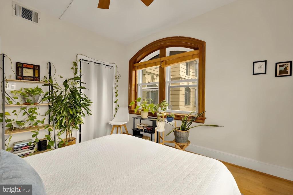 3060 16TH STREET NW Unit: 102