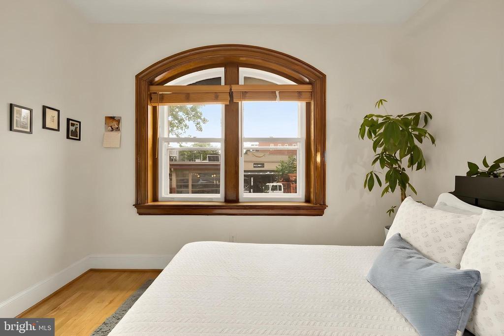 3060 16TH STREET NW Unit: 102