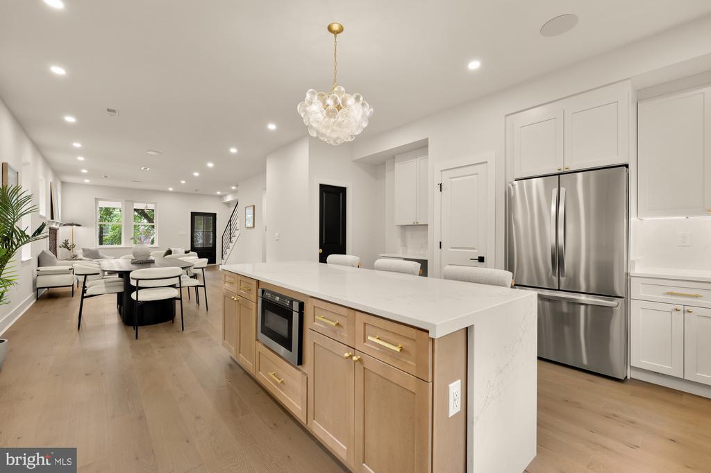 1430 BRENTWOOD ROAD NE