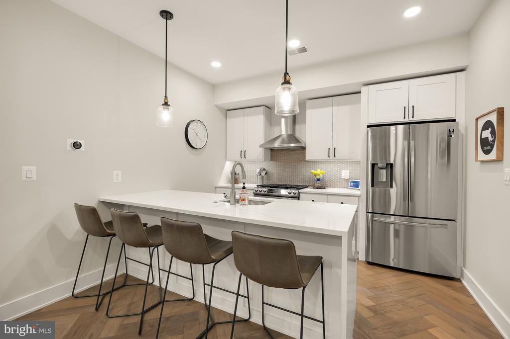 4315 HARRISON STREET NW Unit: 1