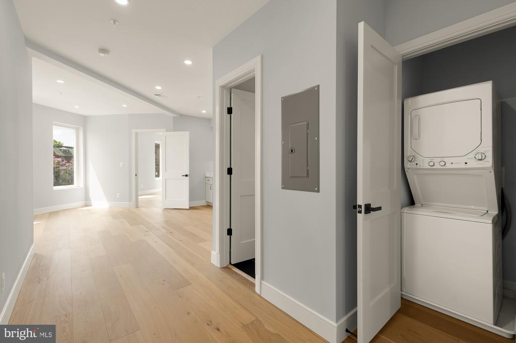 3215 MOUNT PLEASANT STREET NW Unit: 303