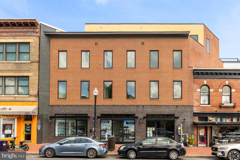 3215 MOUNT PLEASANT STREET NW Unit: 303