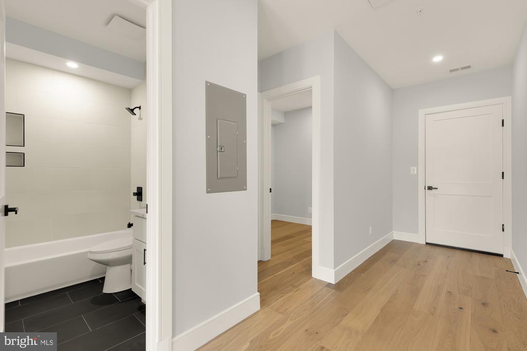 3215 MOUNT PLEASANT STREET NW Unit: 303