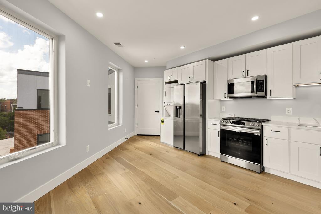 3215 MOUNT PLEASANT STREET NW Unit: 401