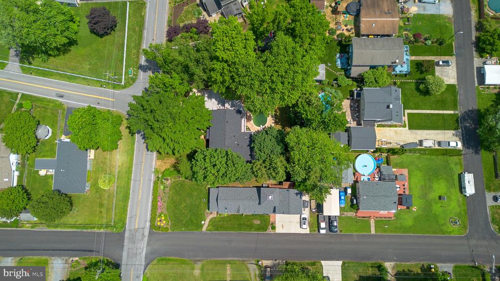 3505 LOCH HAVEN DRIVE