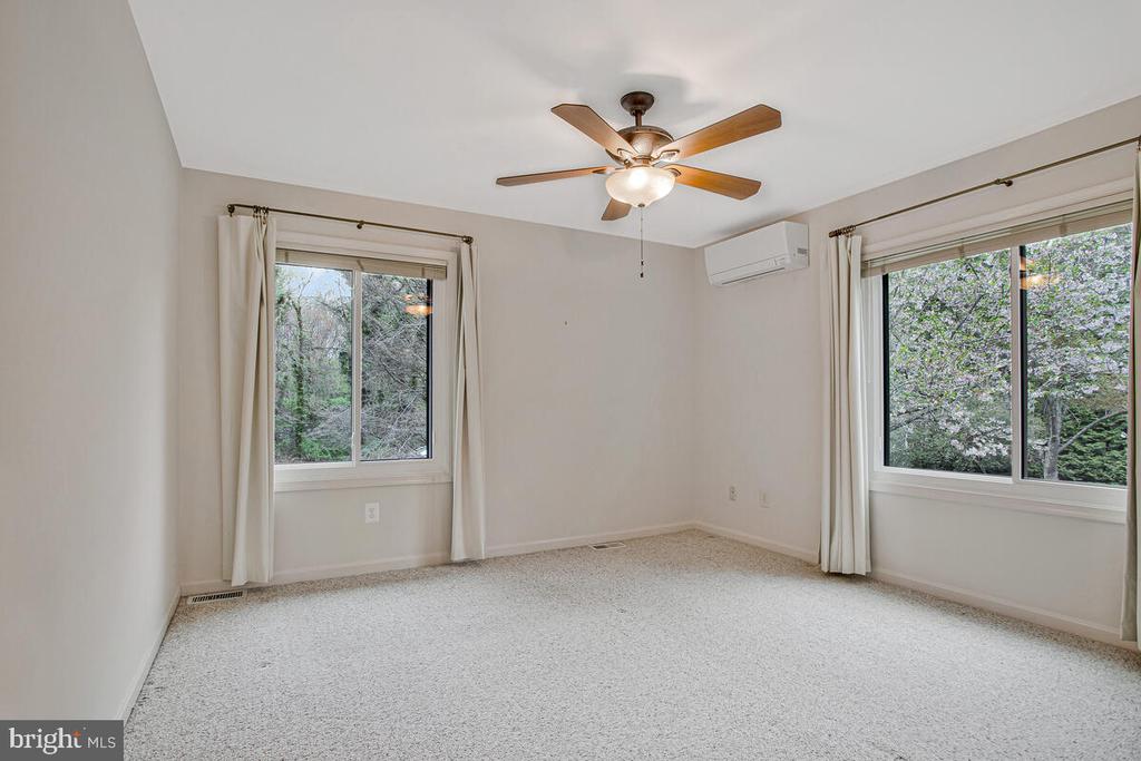 1333 TALL TIMBERS DRIVE