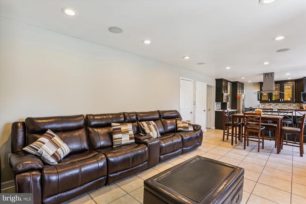 20421 CABANA DRIVE