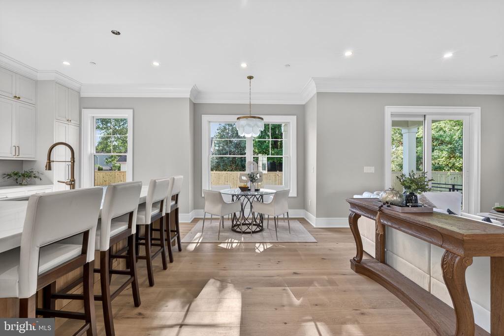 8722 EWING DRIVE