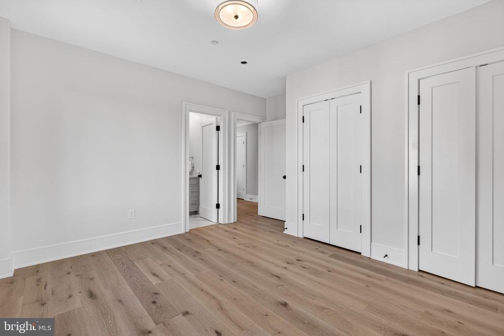 8722 EWING DRIVE