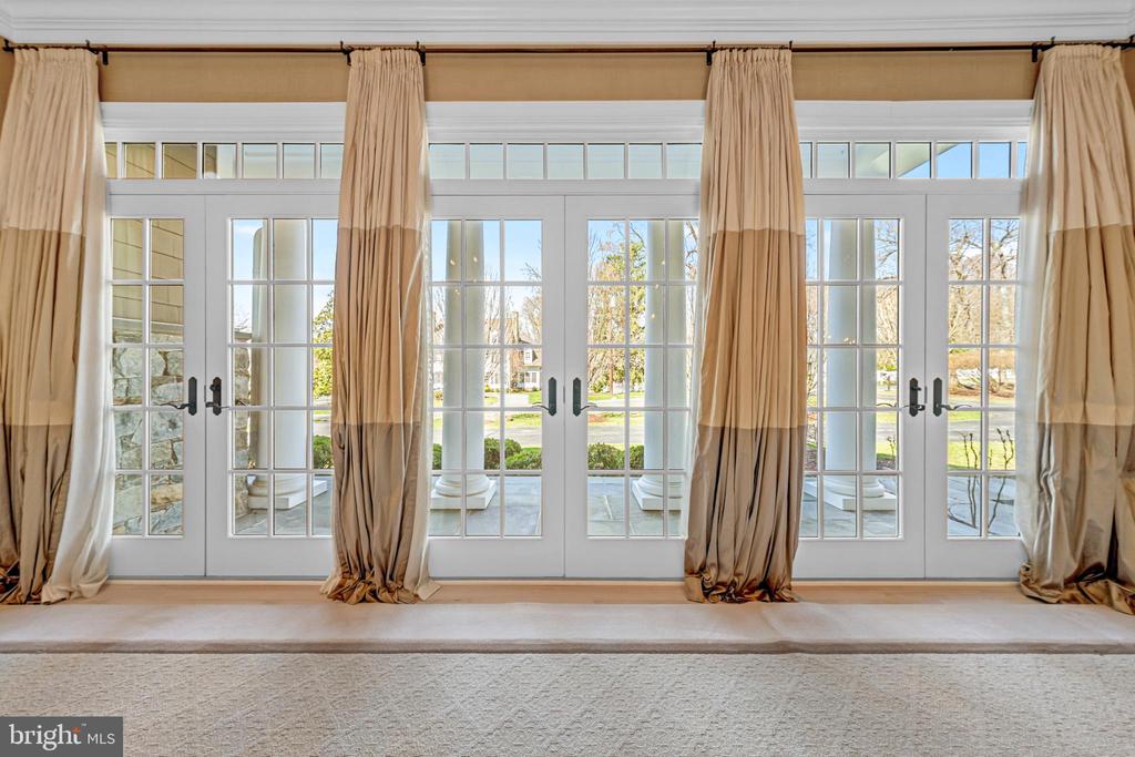 10021 COUNSELMAN ROAD