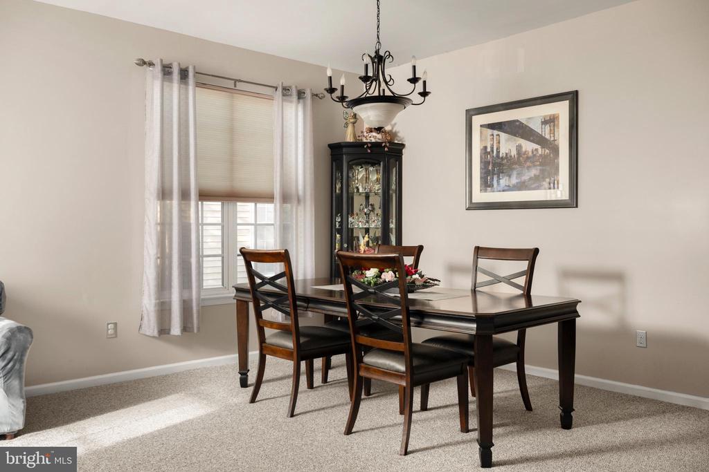 2 MAYPORT LANE