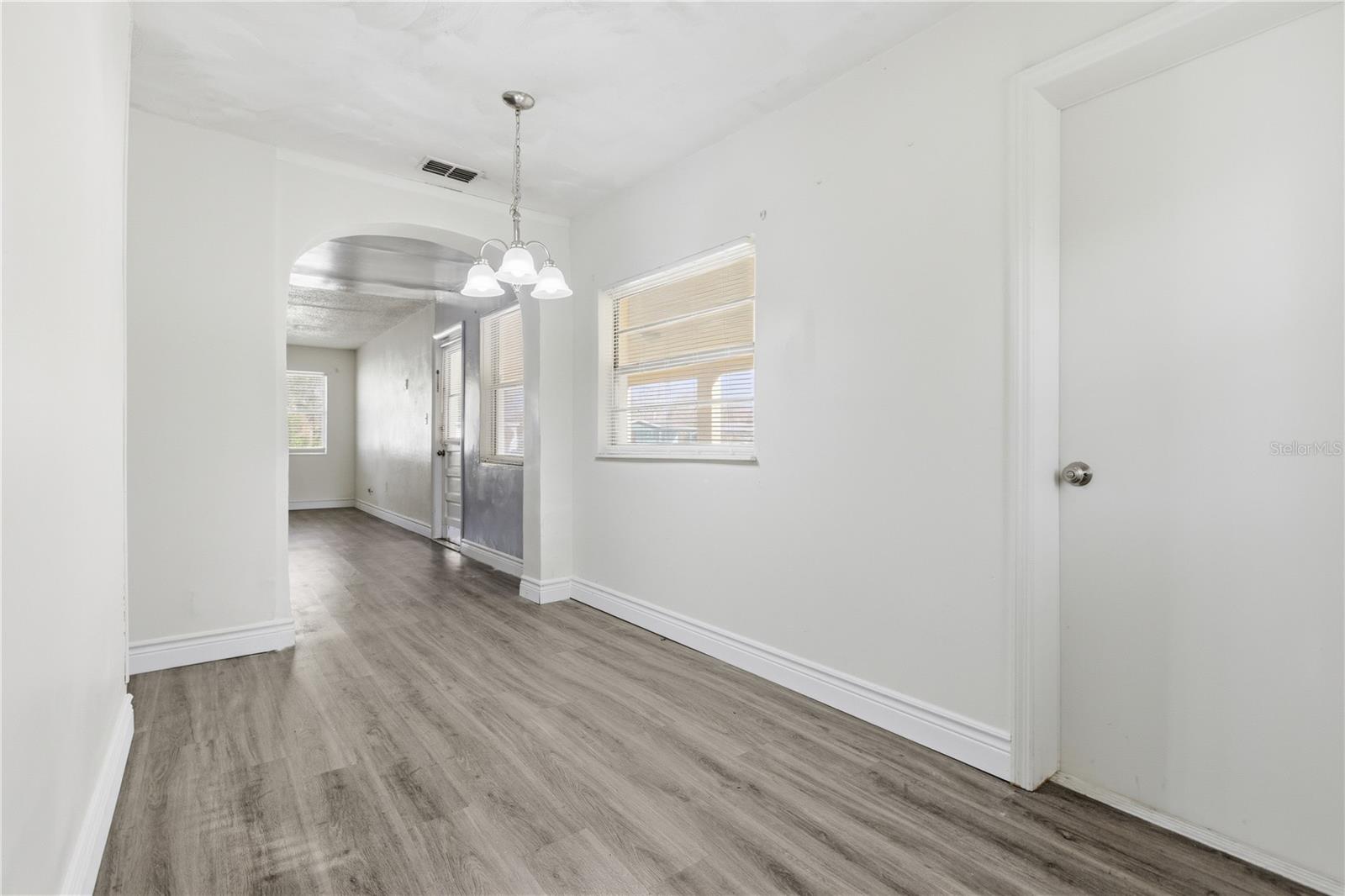 1804 RILEY AVE