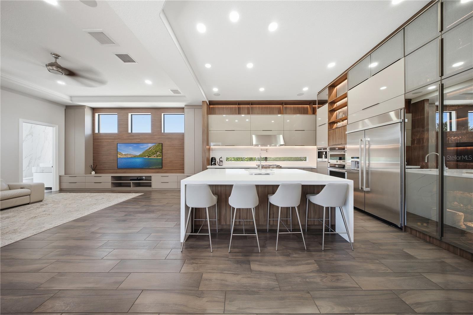 4303 ISABELLA CIR