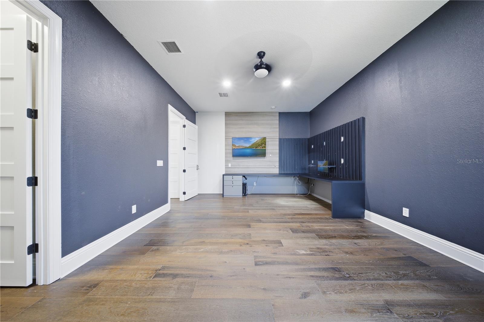 4303 ISABELLA CIR