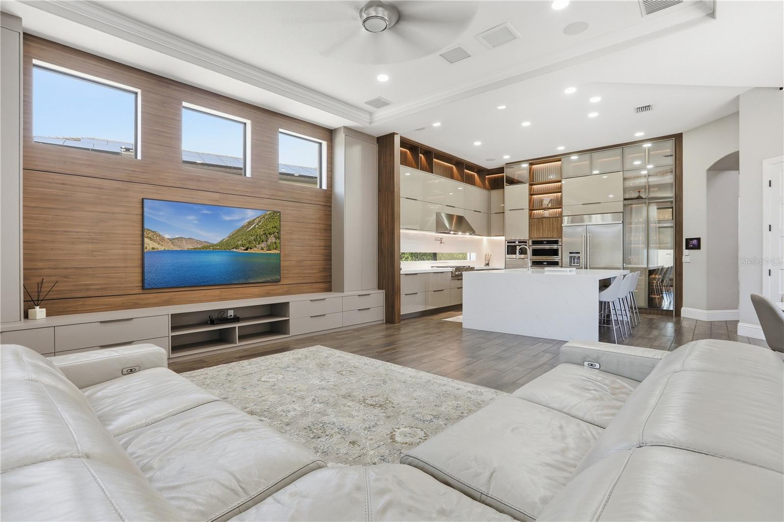 4303 ISABELLA CIR