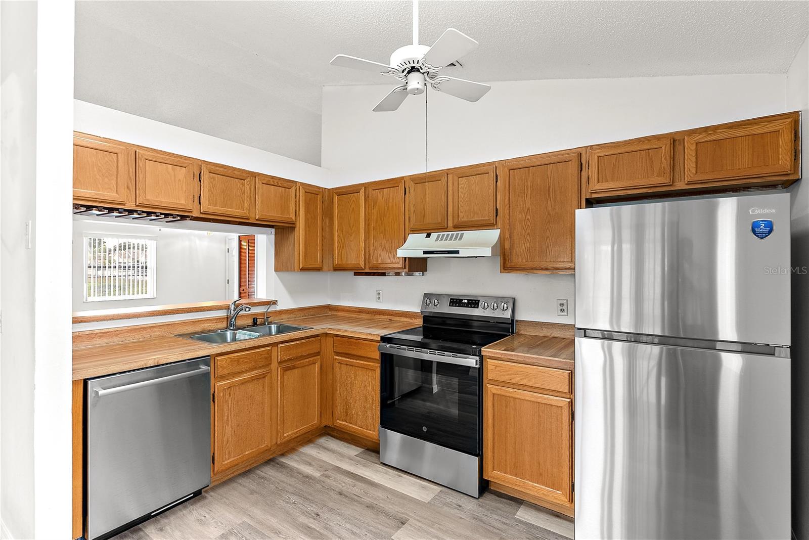 49 GRAND JUNCTION BLVD