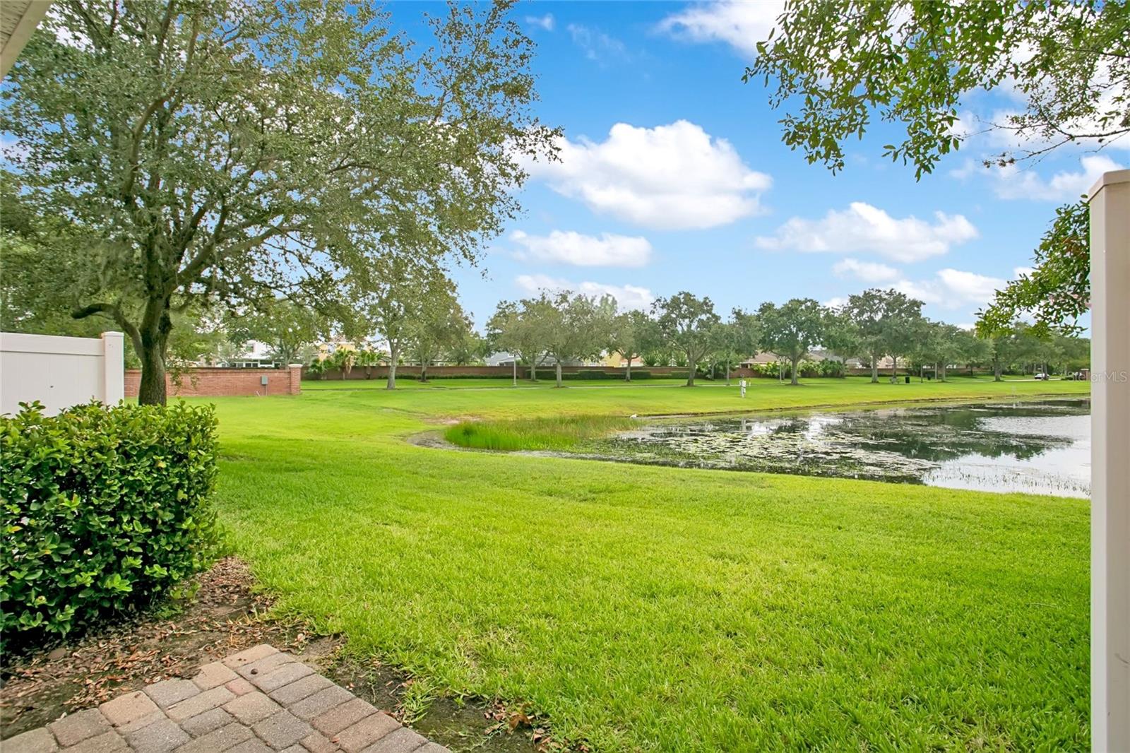 16571 CEDAR CREST DR