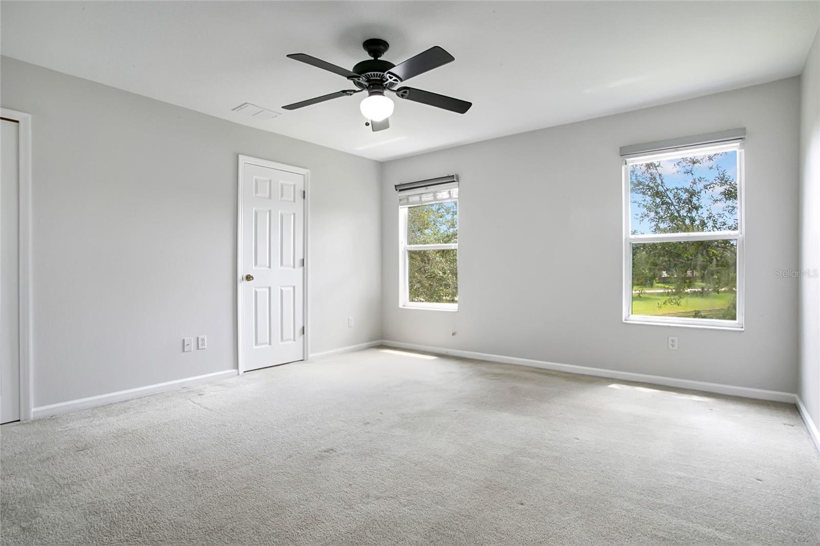 16571 CEDAR CREST DR