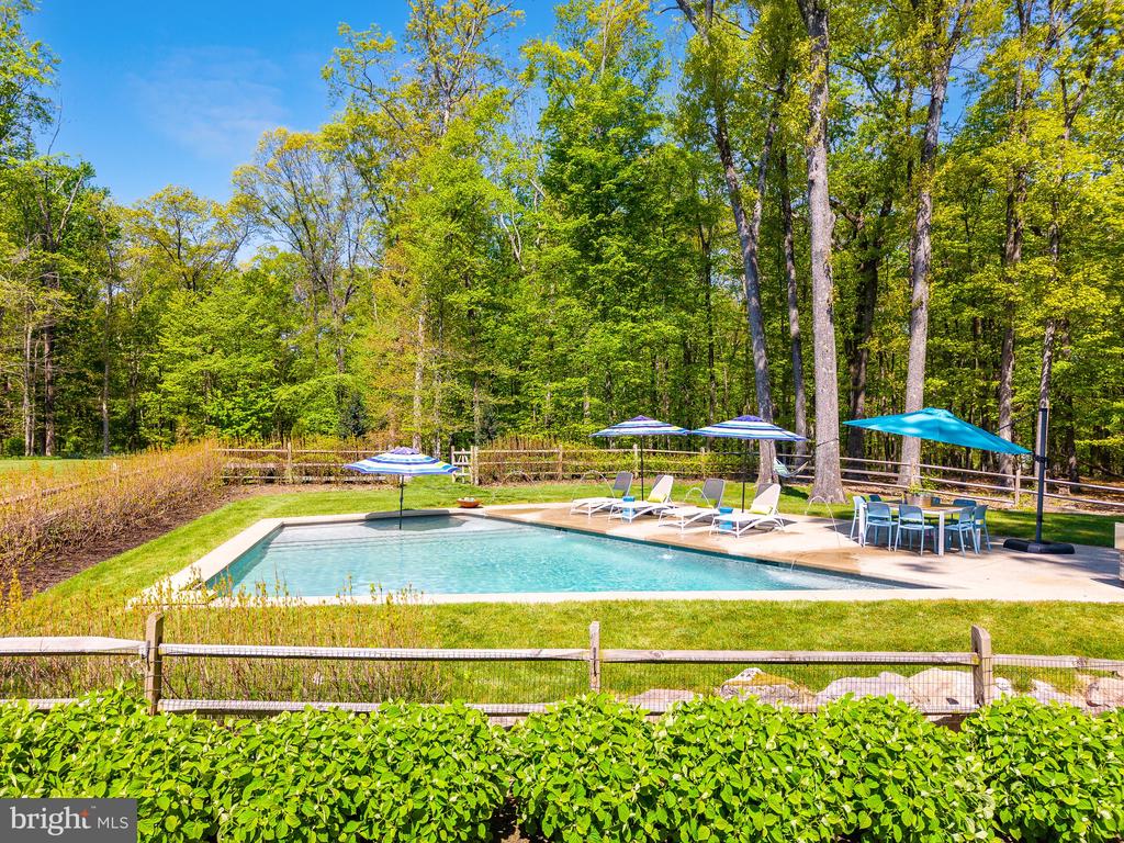 7031 PHILLIPS MILL ROAD