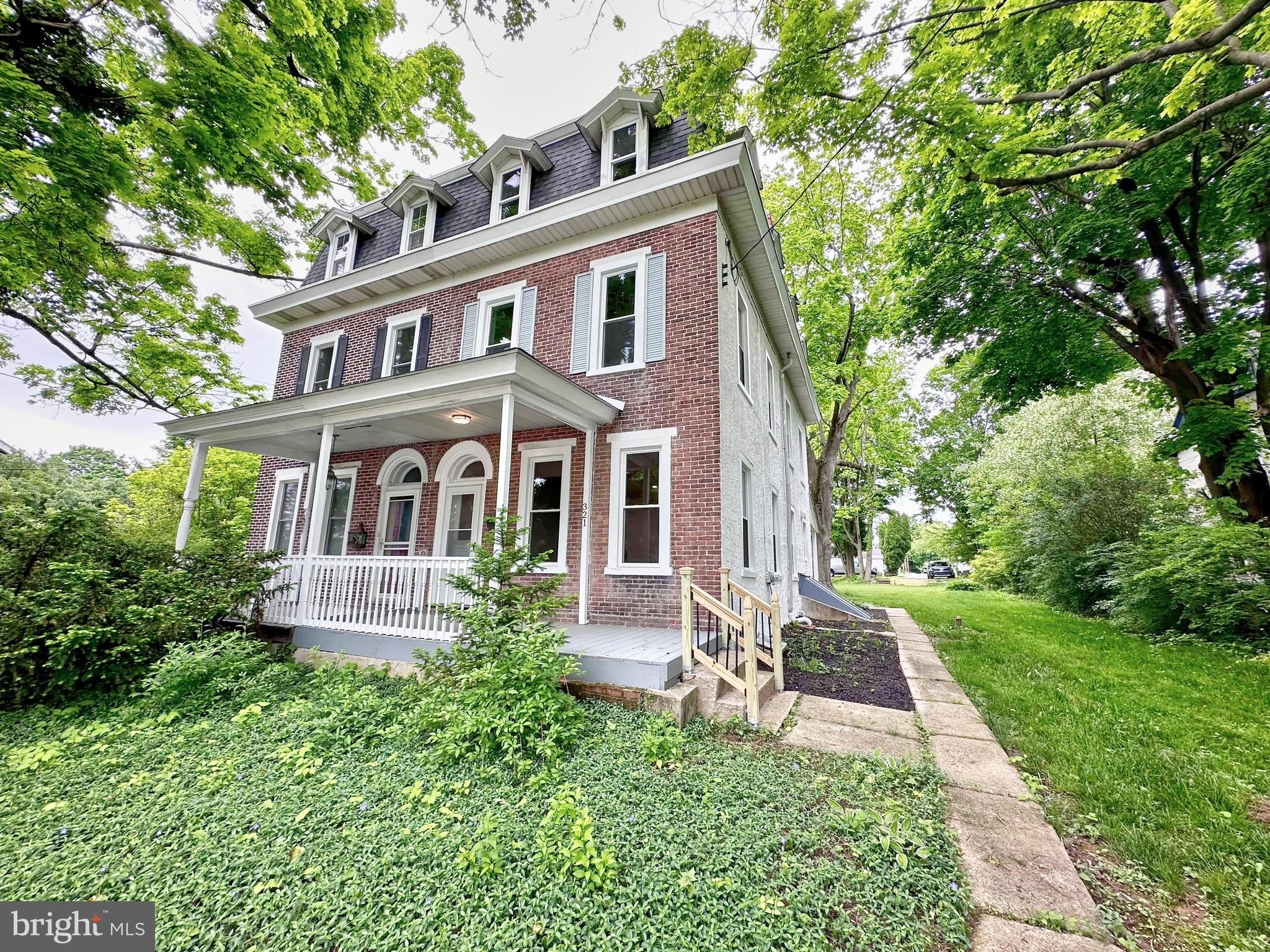321 N N MAIN ST