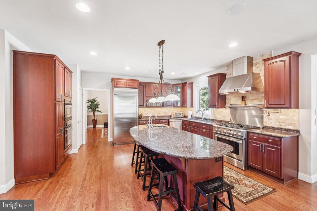 6139 PALOMINO DRIVE
