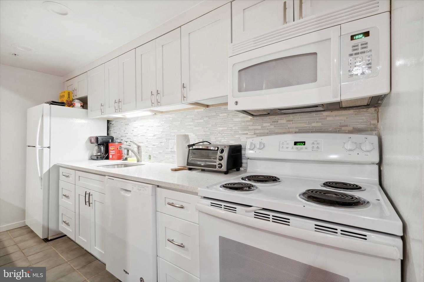 12 S LETITIA STREET Unit: 103