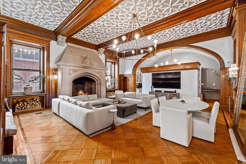 THE CHANDLER PLACE 