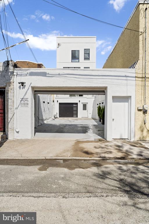 2552 SOMERSET STREET