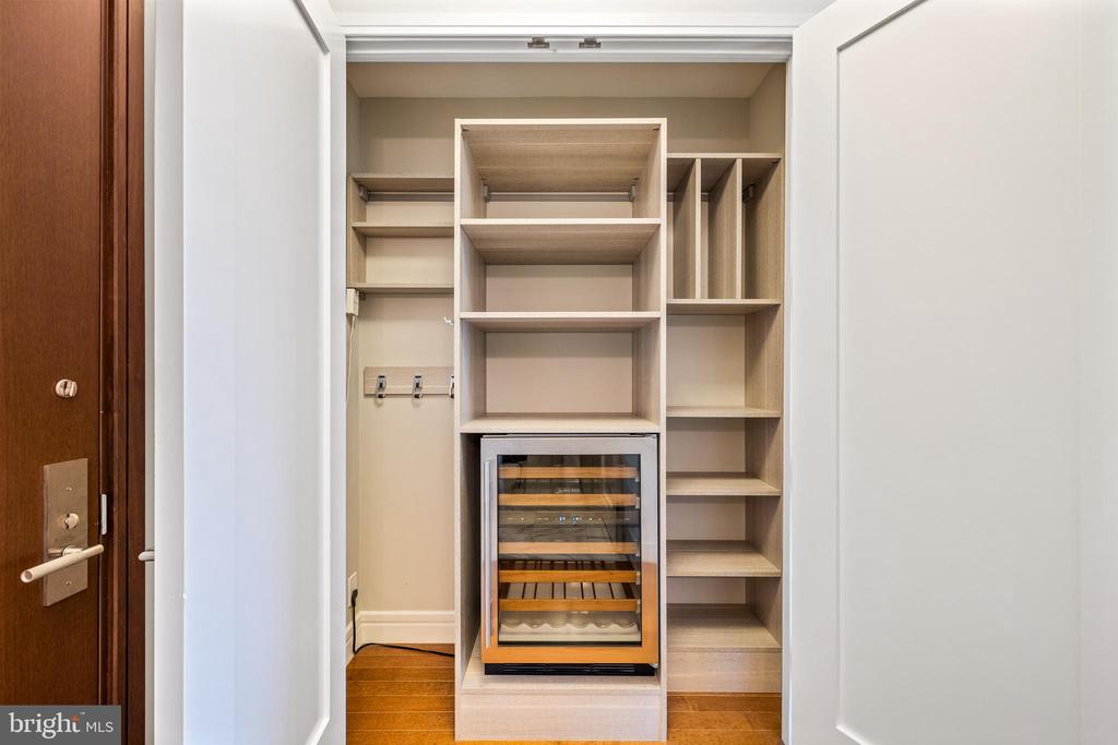 1414 S PENN SQUARE 14E