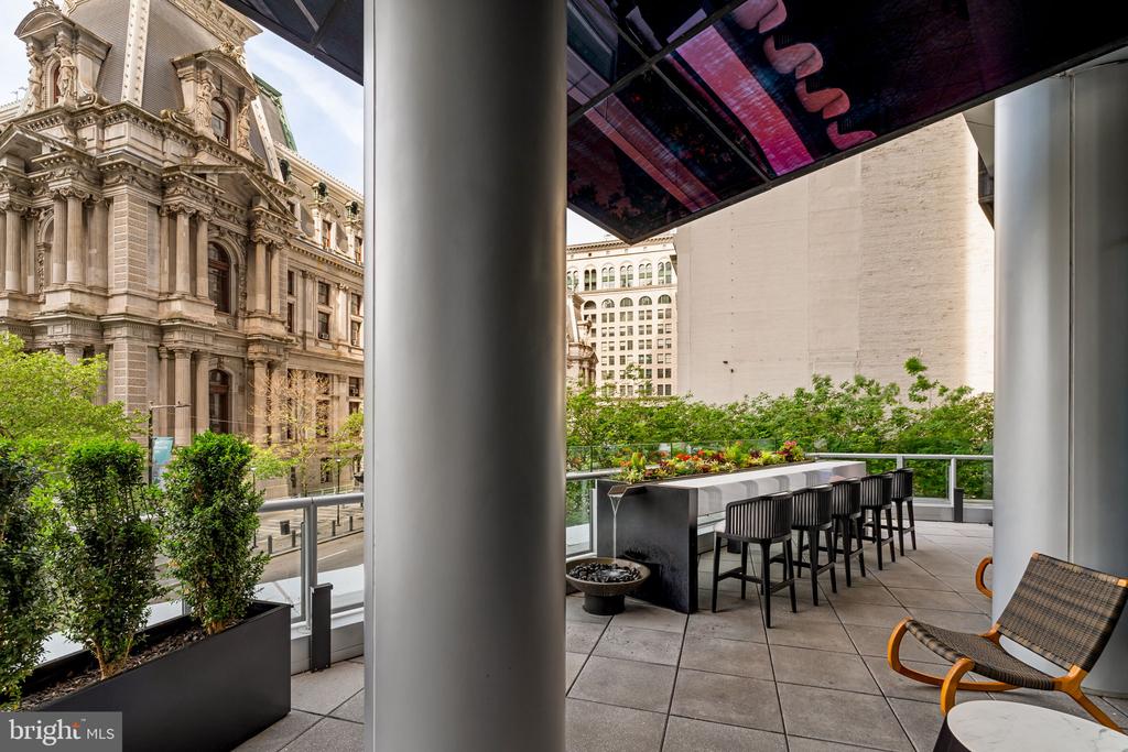 1414 S PENN SQUARE 14E