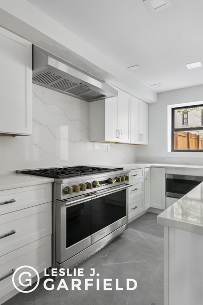 159 East 80th Street House