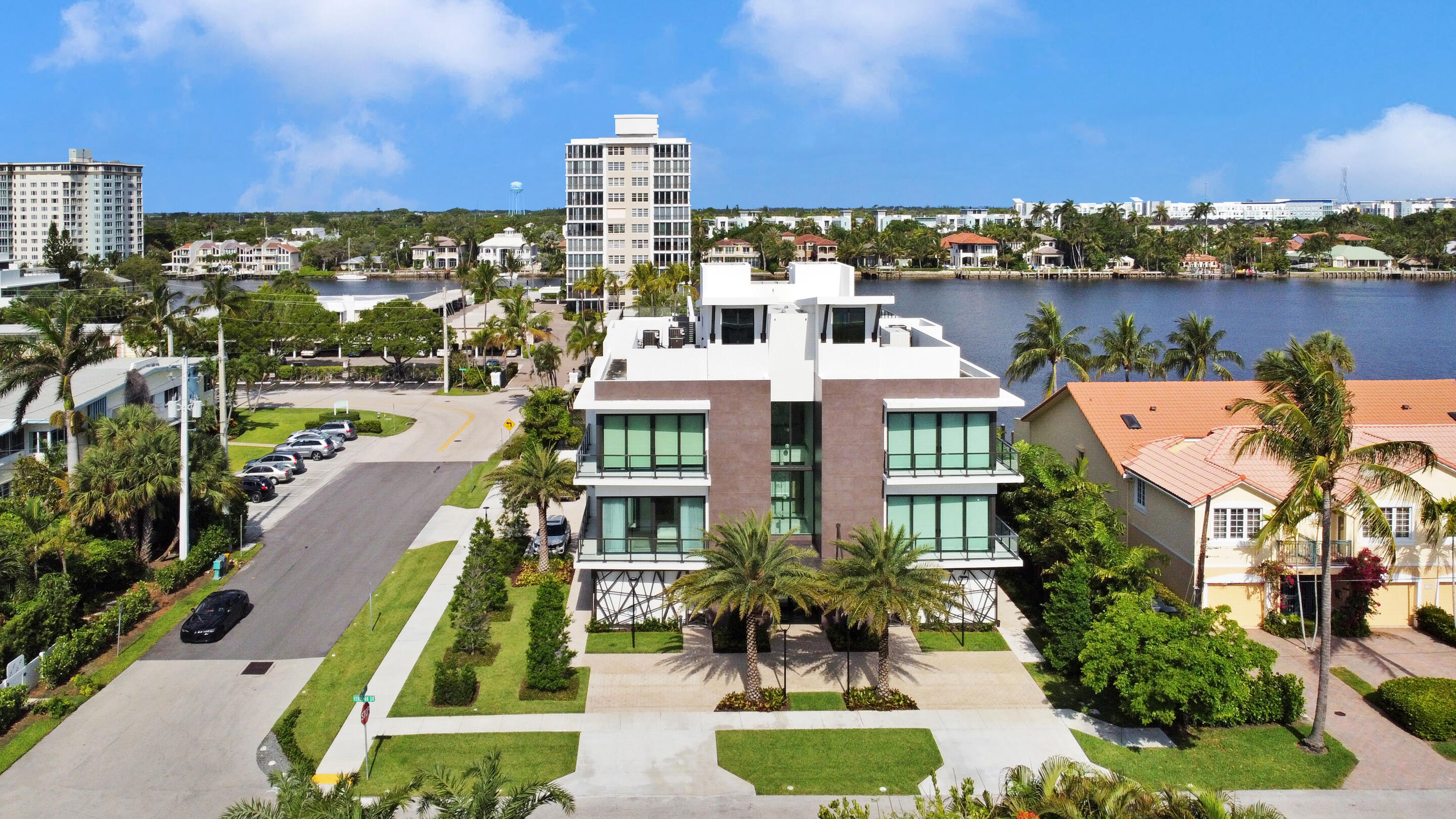 344 Venetian Drive