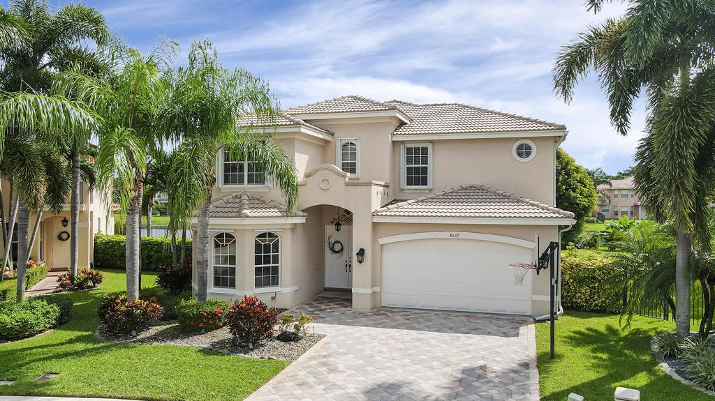 8537 Shallowbrook Cove