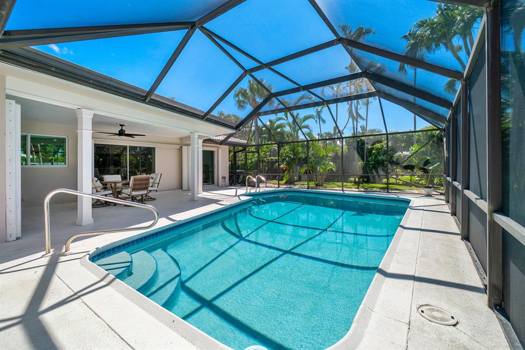 2201 Banyan Road