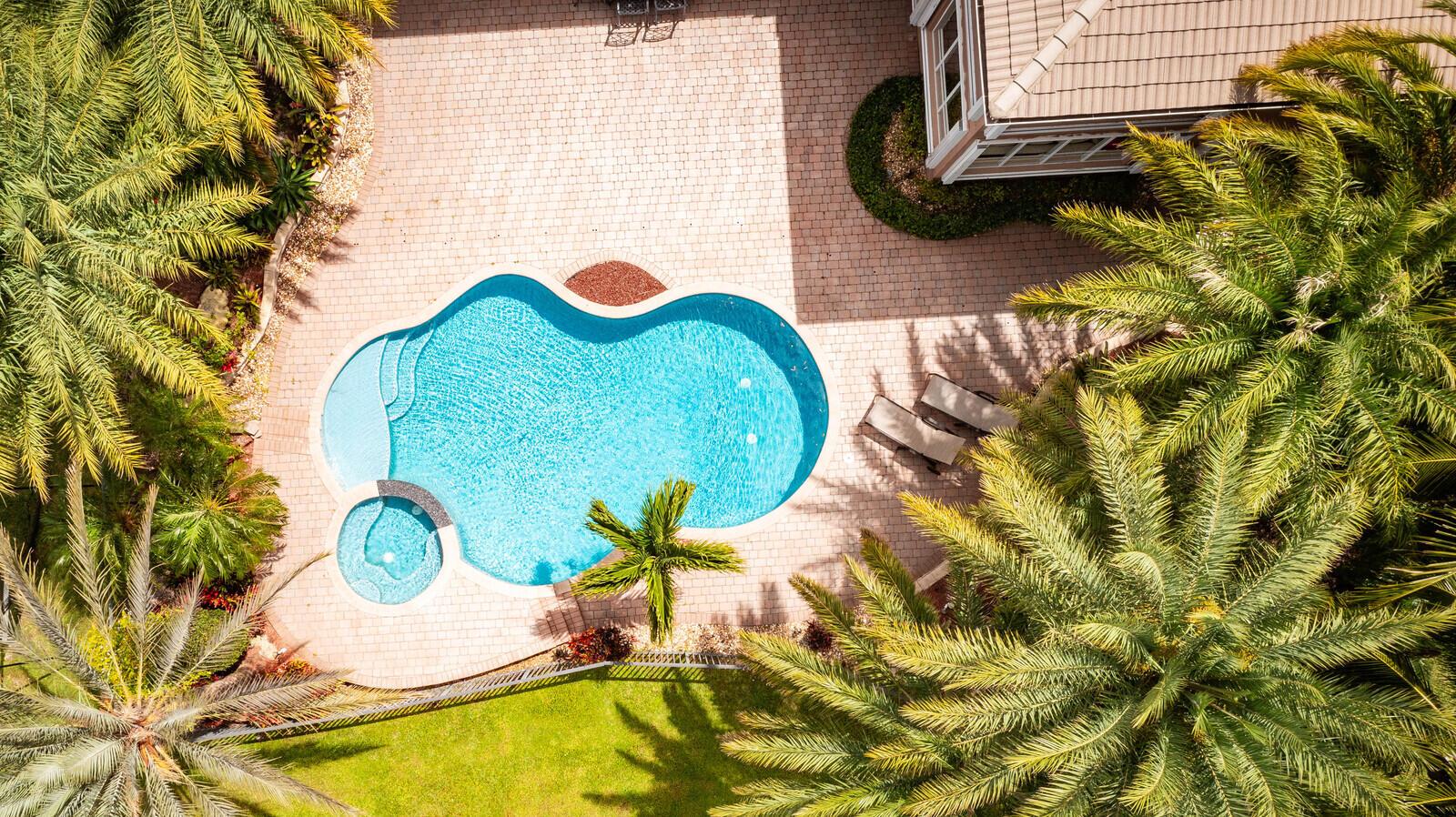 8684 Baystone Cove