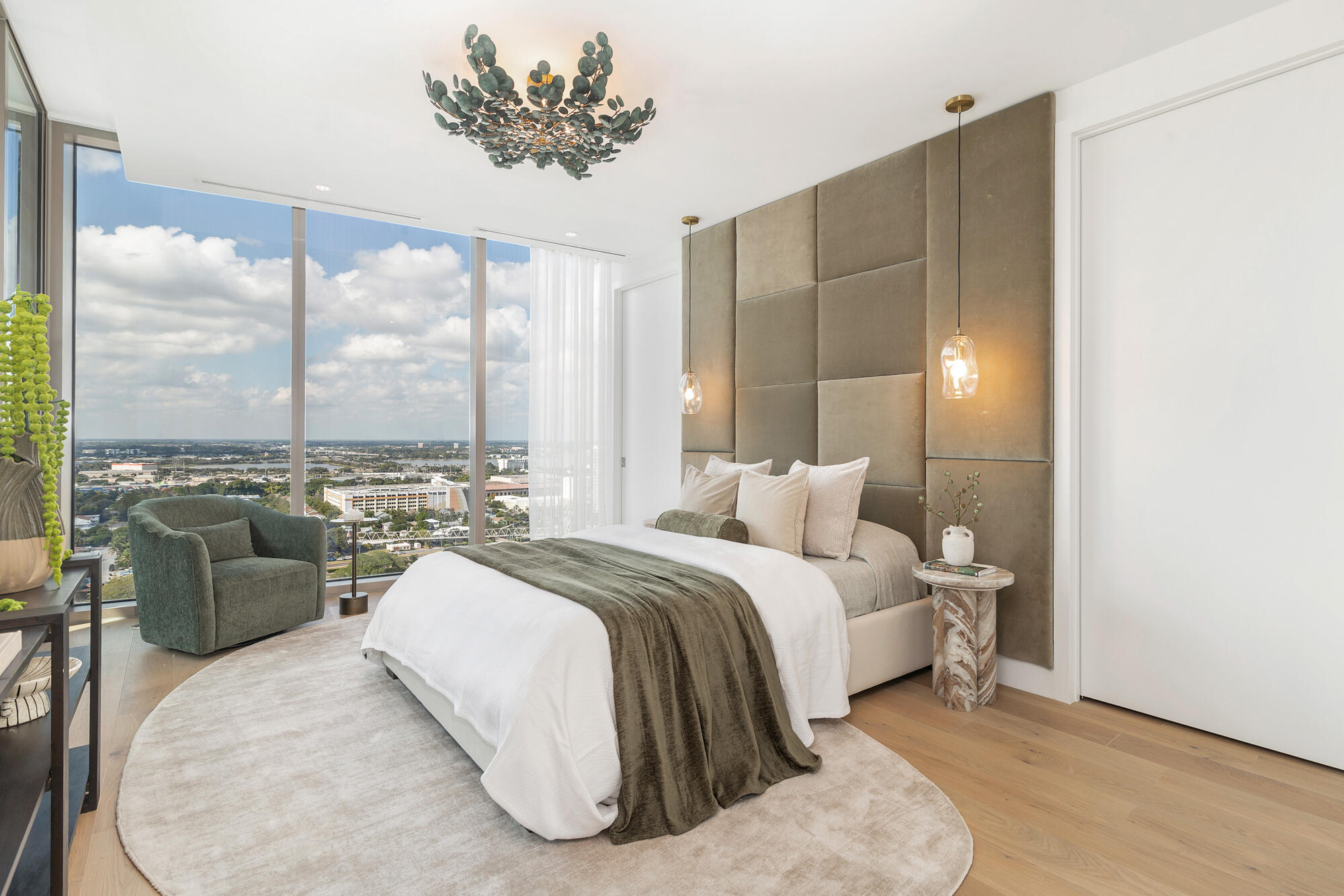 1309 S Flagler Drive 2202