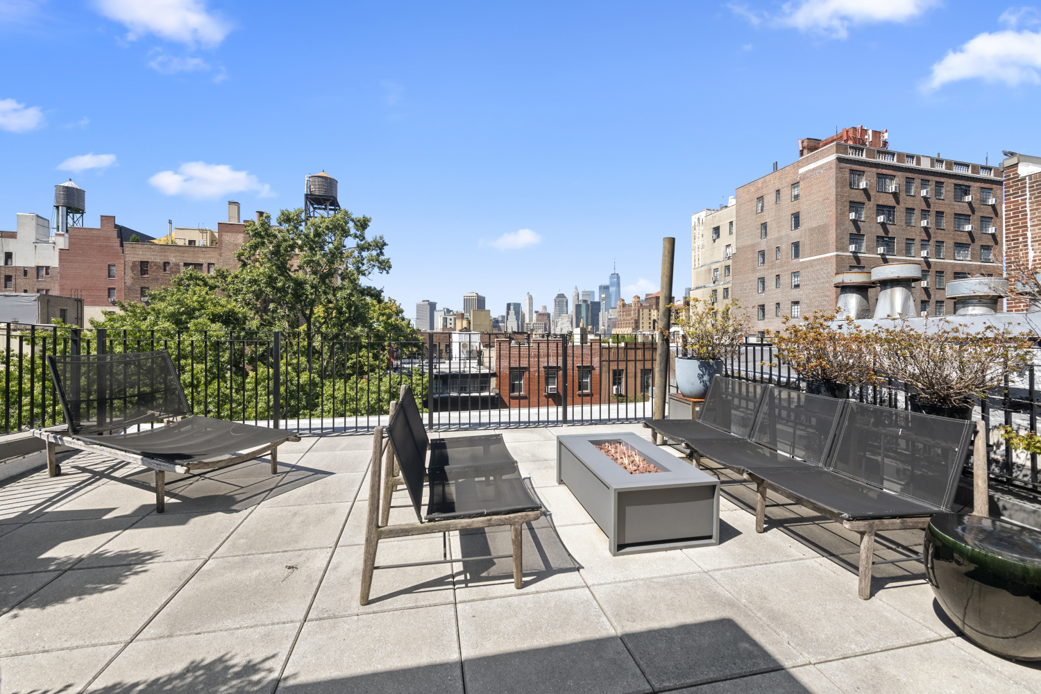 38 Monroe Place