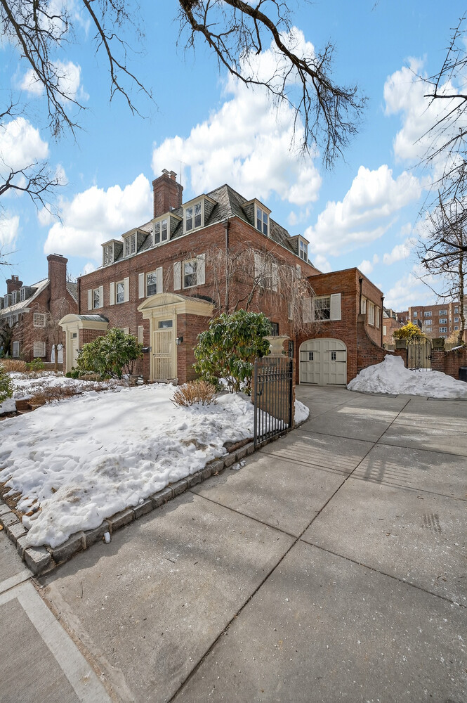 34-22 87TH Street