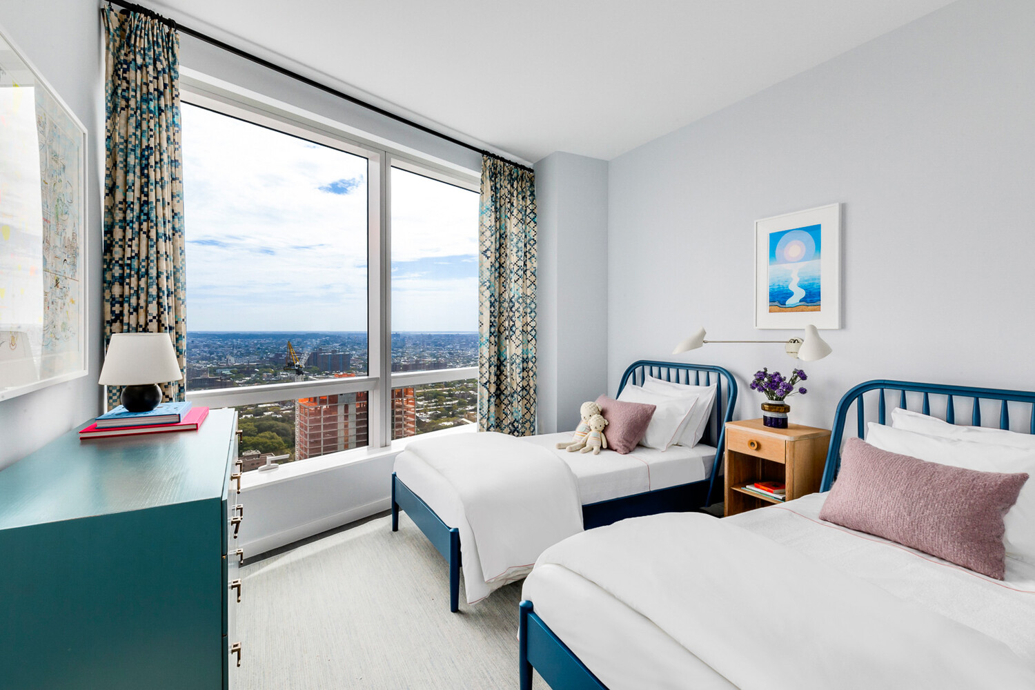 1 CITY Point 66D