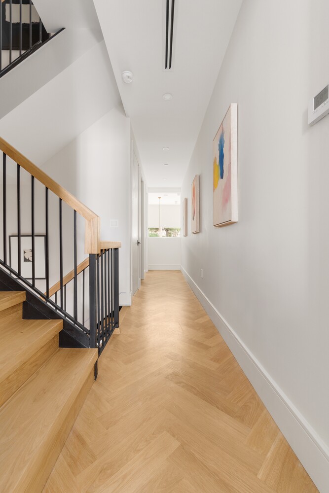 54 ST MARKS Place