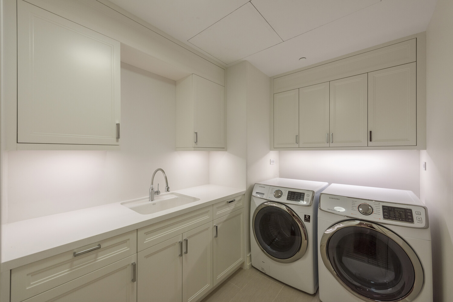 33 E 74TH Street 5A