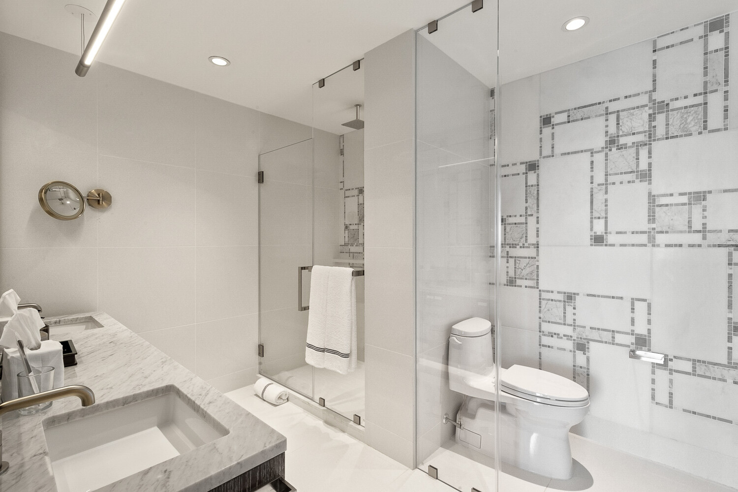 1 CITY Point 58E