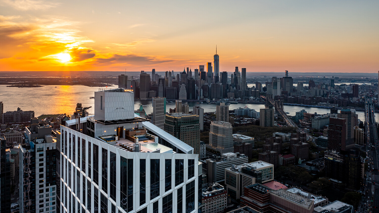 1 CITY Point 58E