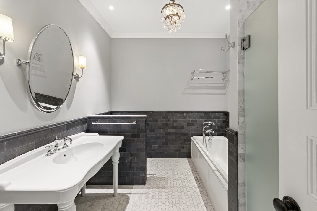 120 W 87TH Street